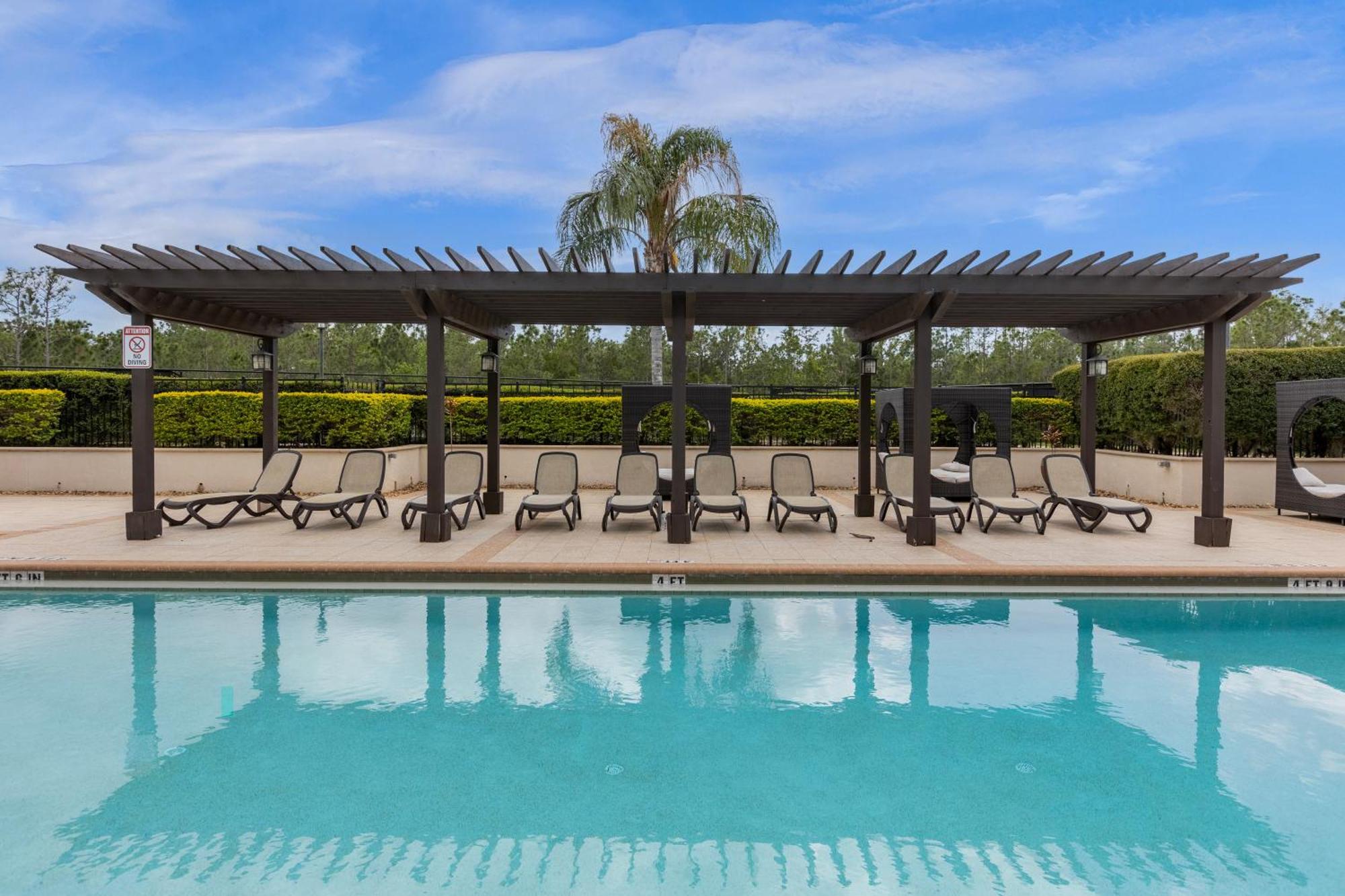 Cozy & Elegant 4Br Enchanted Townhouse - 1 Mile To Disney With Resort Pool, Gym, & Jacuzzi オーランド エクステリア 写真